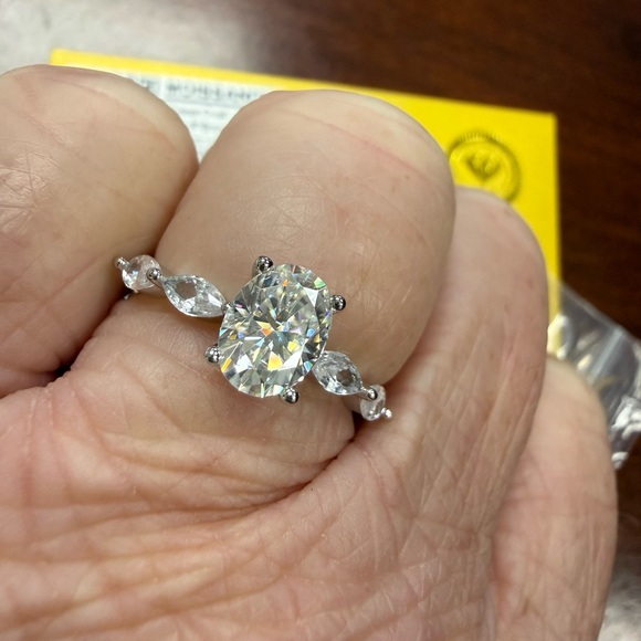Gorgeous Moissanite Ring